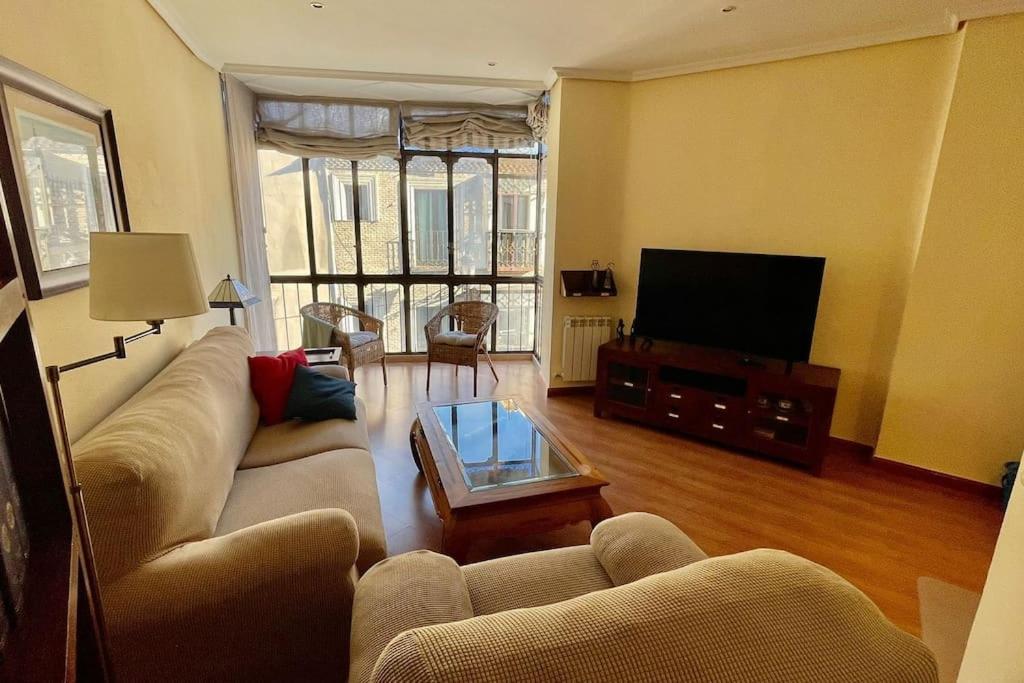 Amplio Piso En Centro Historico. Διαμέρισμα Τολέδο Εξωτερικό φωτογραφία